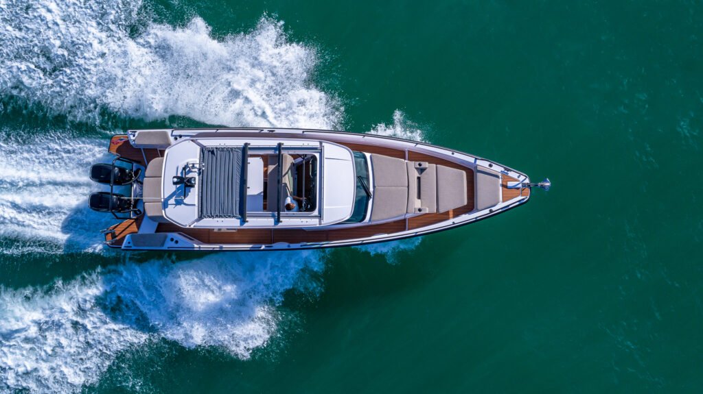 Axopar 38 Sun-Top – Luxury Day Charter in Miami