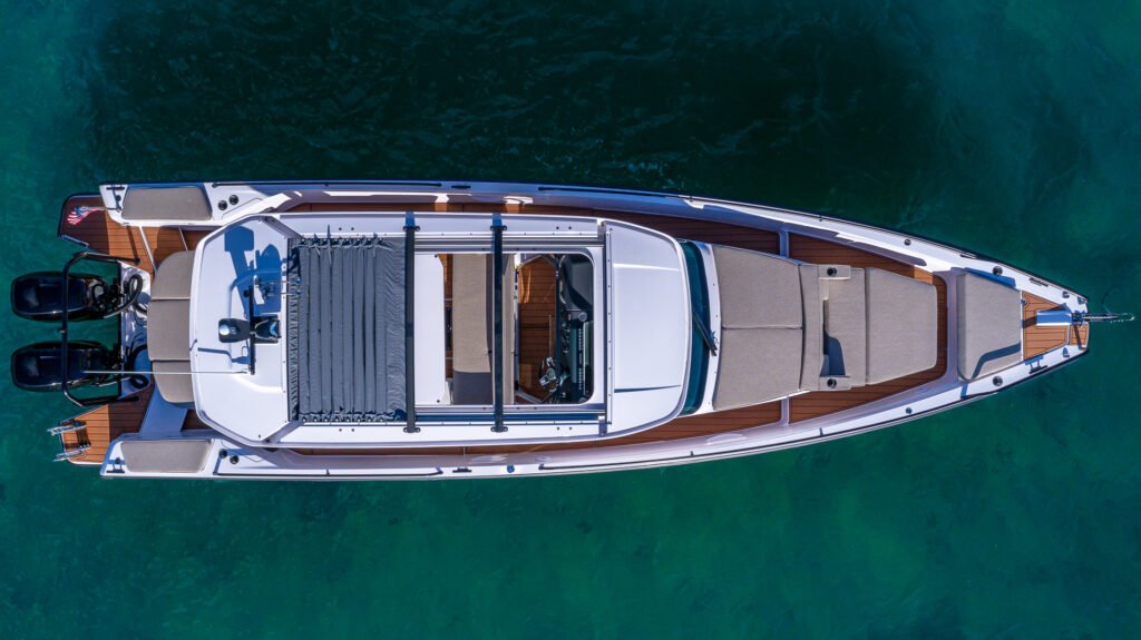 Axopar 38 Sun-Top – Luxury Day Charter in Miami