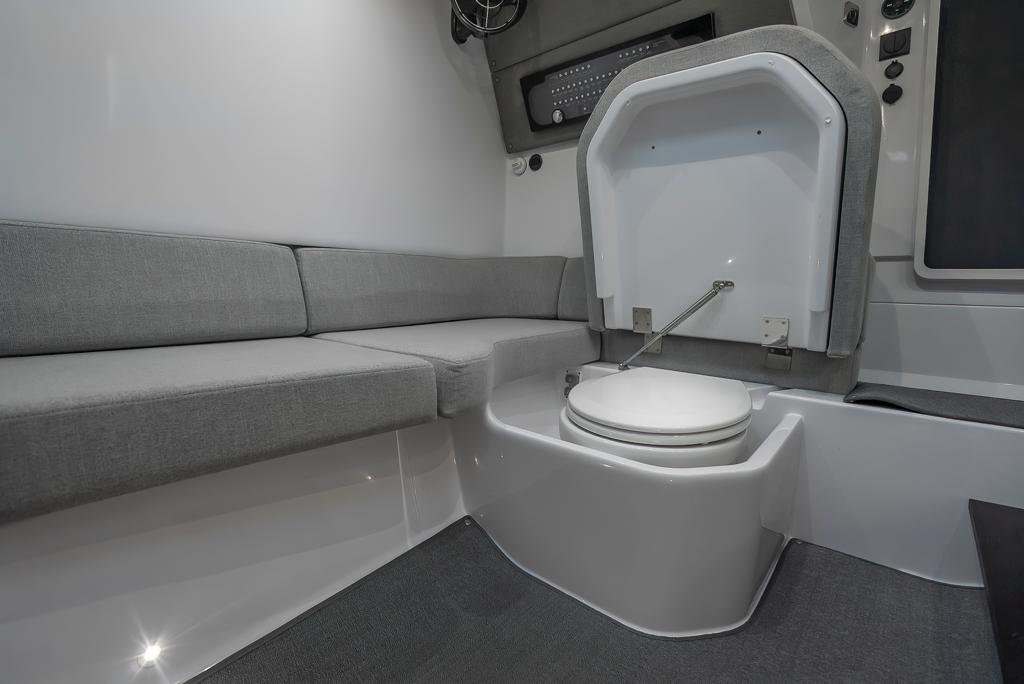 Axopar 38 Sun-Top – Luxury Day Charter in Miami