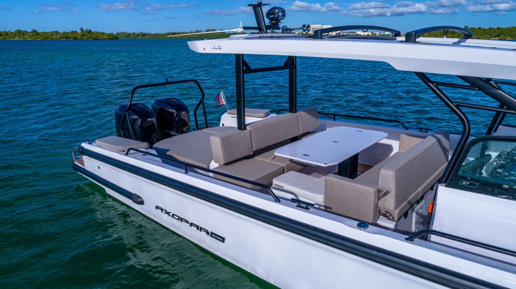 Axopar 38 Sun-Top – Luxury Day Charter in Miami