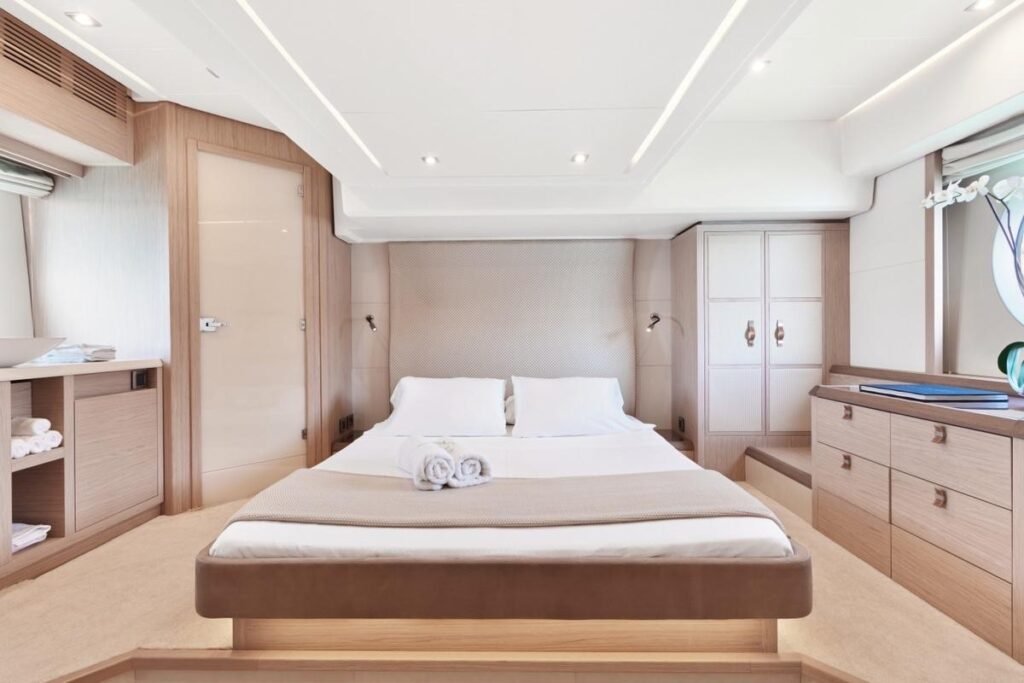 Beneteau MC6 – 62ft Luxury Yacht Charter in Miami photo 12