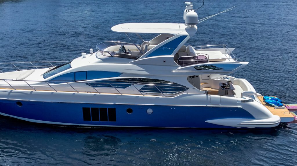 64ft Azimut Flybridge – Fort Lauderdale Luxury Charter photo 2