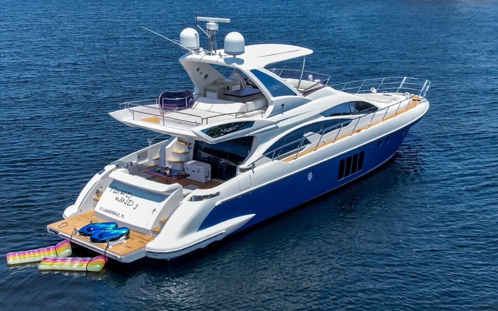 64ft Azimut Flybridge – Fort Lauderdale Luxury Charter photo 13