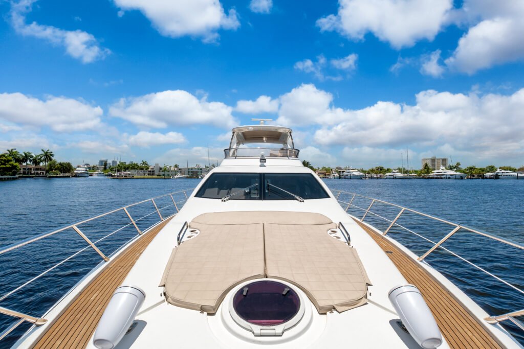 64ft Azimut Flybridge – Fort Lauderdale Luxury Charter photo 29