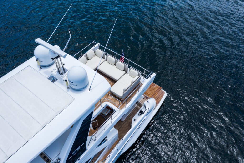Azimut 68 – Luxury Yacht Charter in Miami photo 44