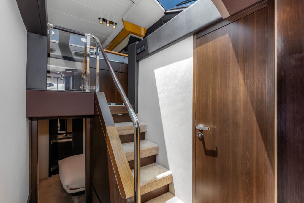Azimut 68 – Luxury Yacht Charter in Miami photo 13
