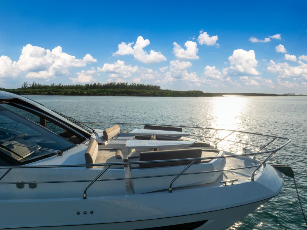 68ft Galeon Fly – Miami Day Charter