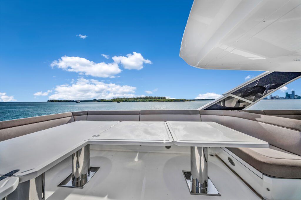 68ft Galeon Fly – Miami Day Charter