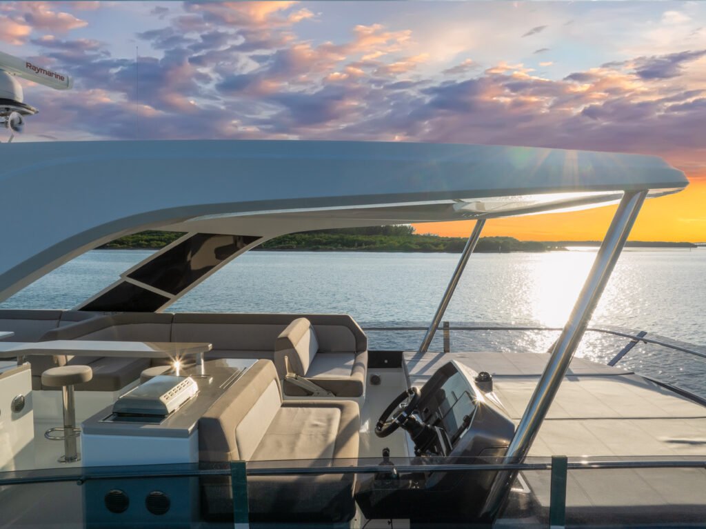 68ft Galeon Fly – Miami Day Charter