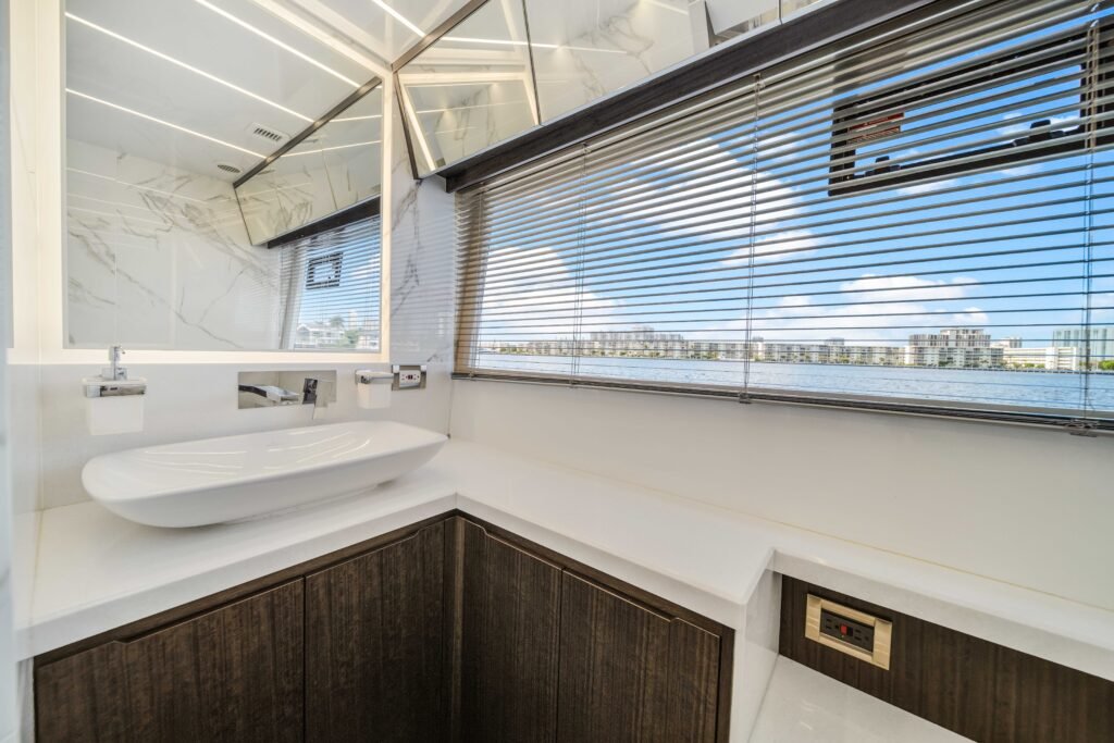Galeon 640 Fly – Fort Lauderdale & Haulover Day Trips photo 25