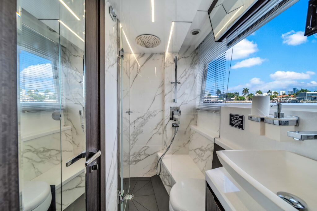 Galeon 640 Fly – Fort Lauderdale & Haulover Day Trips photo 14