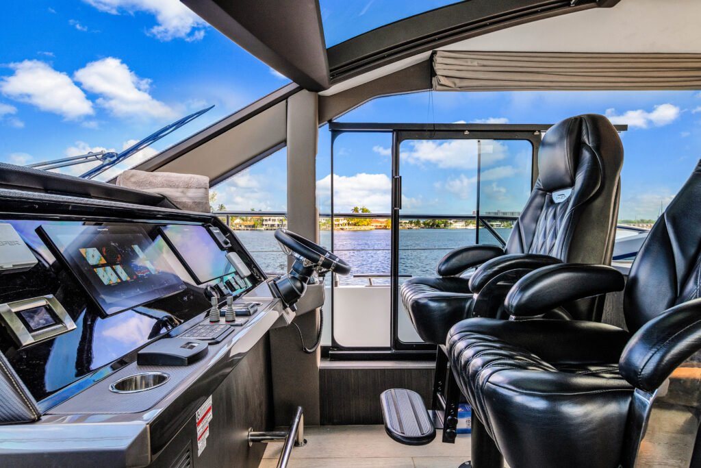 Galeon 640 Fly – Fort Lauderdale & Haulover Day Trips photo 11