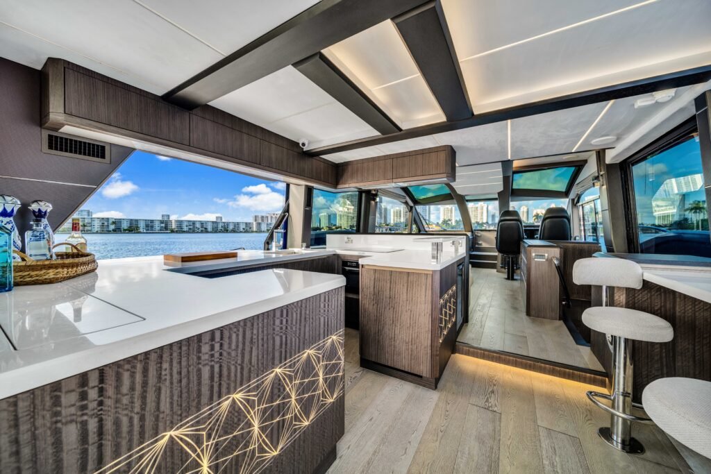 Galeon 640 Fly – Fort Lauderdale & Haulover Day Trips photo 10