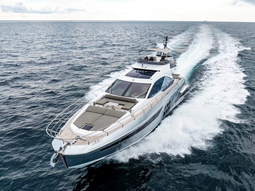 Azimut 72 S7 – Italian Luxury Charter in Miami photo 17