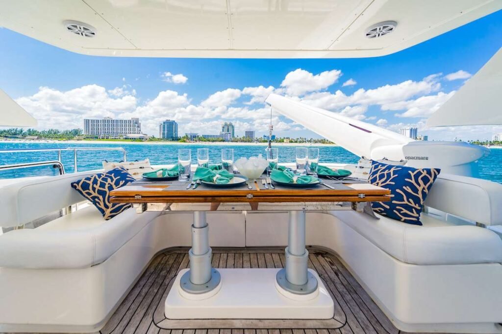 Aicon 75 – Miami Yacht with Full Toy Package