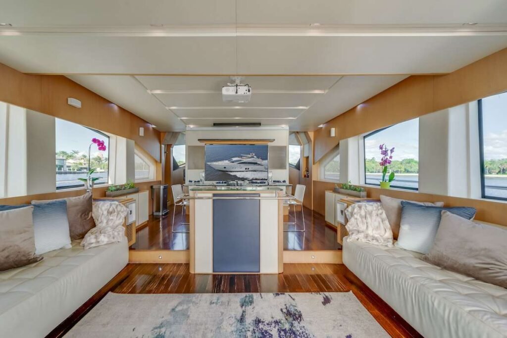Aicon 75 – Miami Yacht with Full Toy Package
