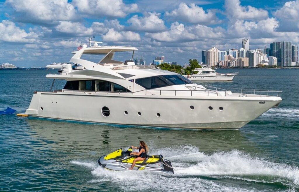 Aicon 75 – Miami Yacht with Full Toy Package