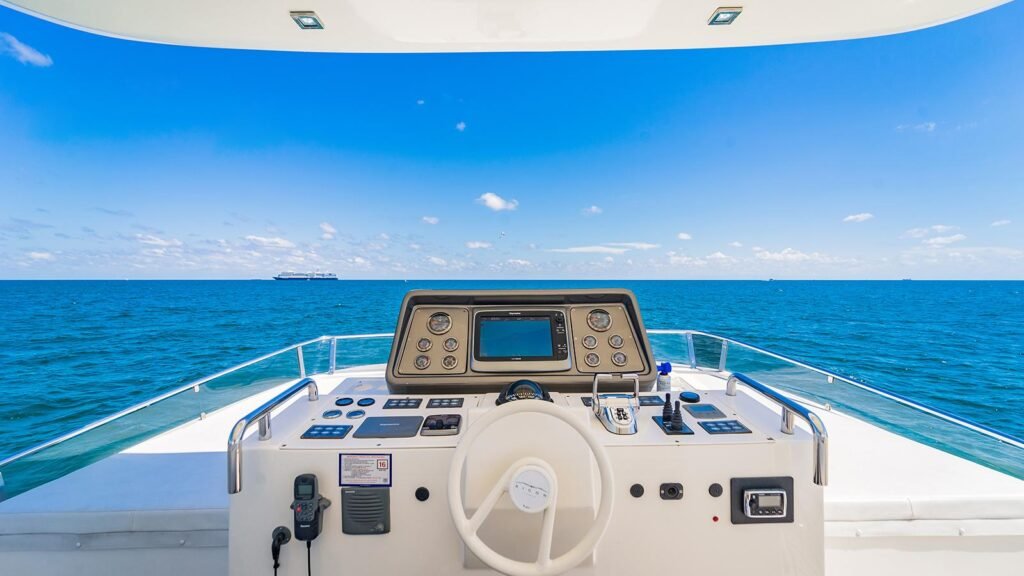 Aicon 75 – Miami Yacht with Full Toy Package