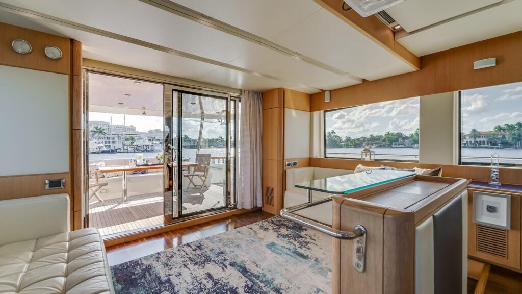 Aicon 75 – Miami Yacht with Full Toy Package