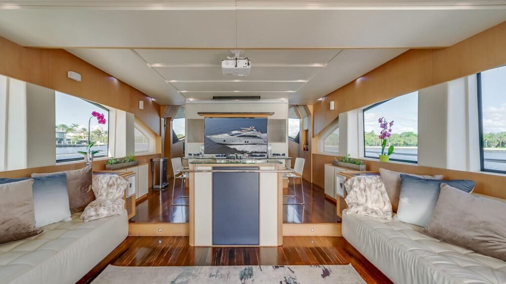 Aicon 75 – Miami Yacht with Full Toy Package
