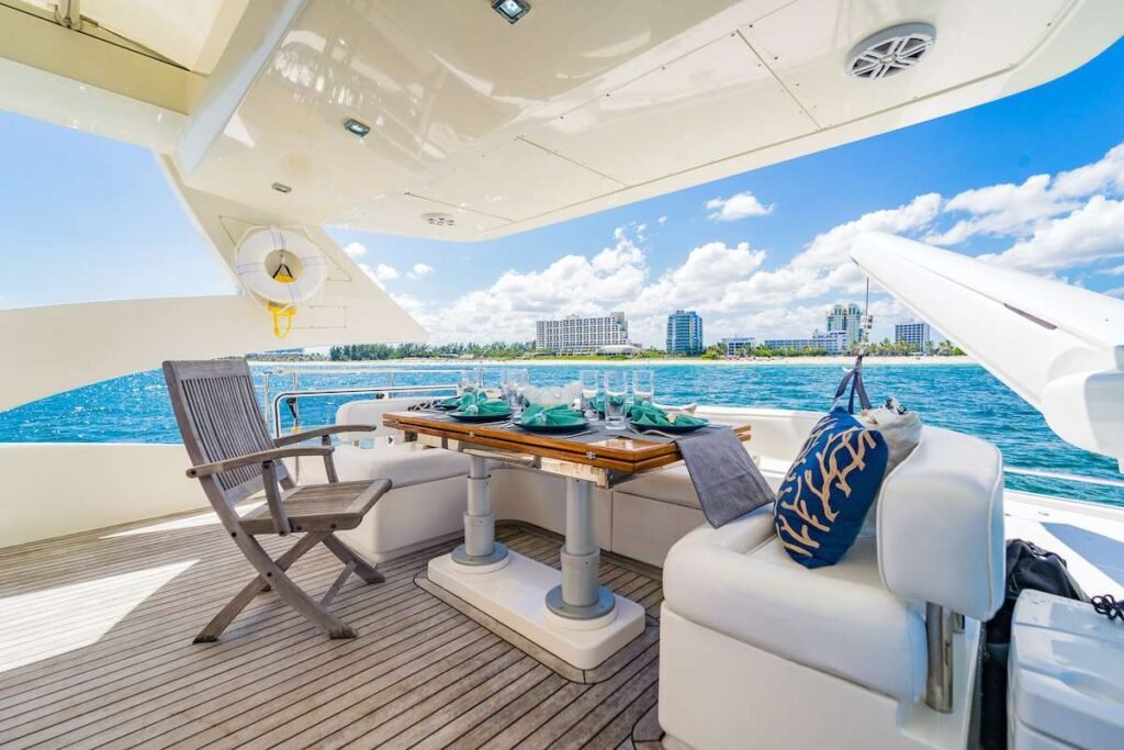 Aicon 75 – Miami Yacht with Full Toy Package