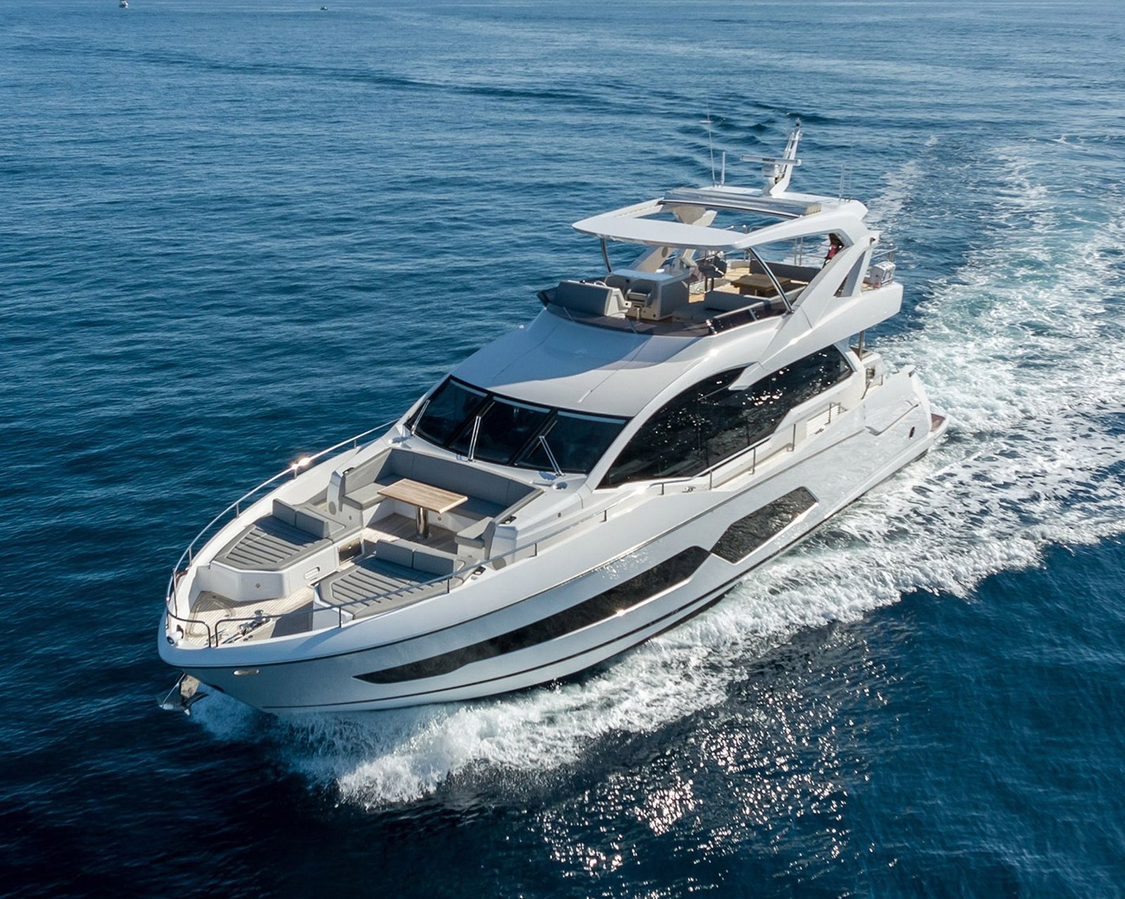 テンオーシャン アルガ 765T 78ft Sunseeker 76 – Luxury Charter from Miami Beach - Boat.Rent