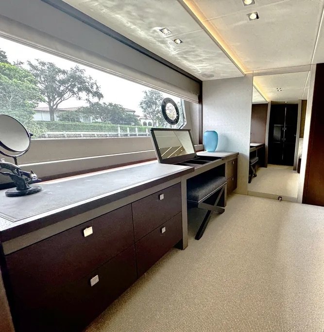 78ft Sunseeker 76 – Luxury Charter from Miami Beach photo 13