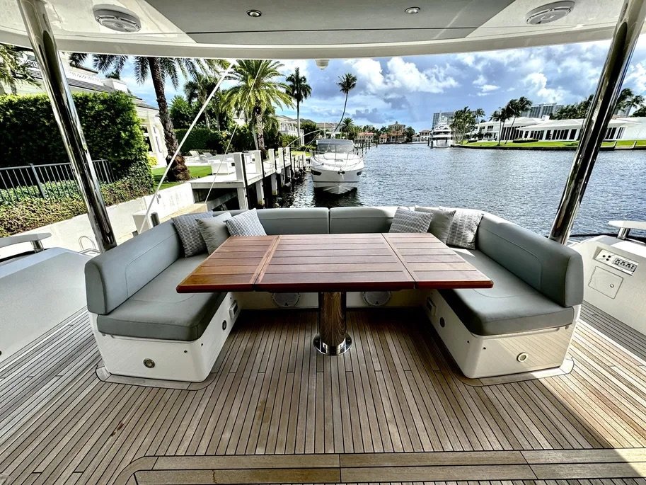 78ft Sunseeker 76 – Luxury Charter from Miami Beach photo 8