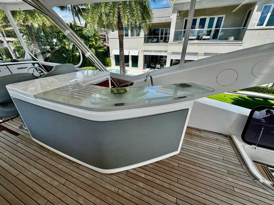 78ft Sunseeker 76 – Luxury Charter from Miami Beach photo 12