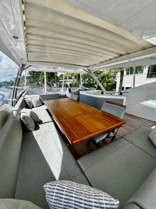 78ft Sunseeker 76 – Luxury Charter from Miami Beach photo 6
