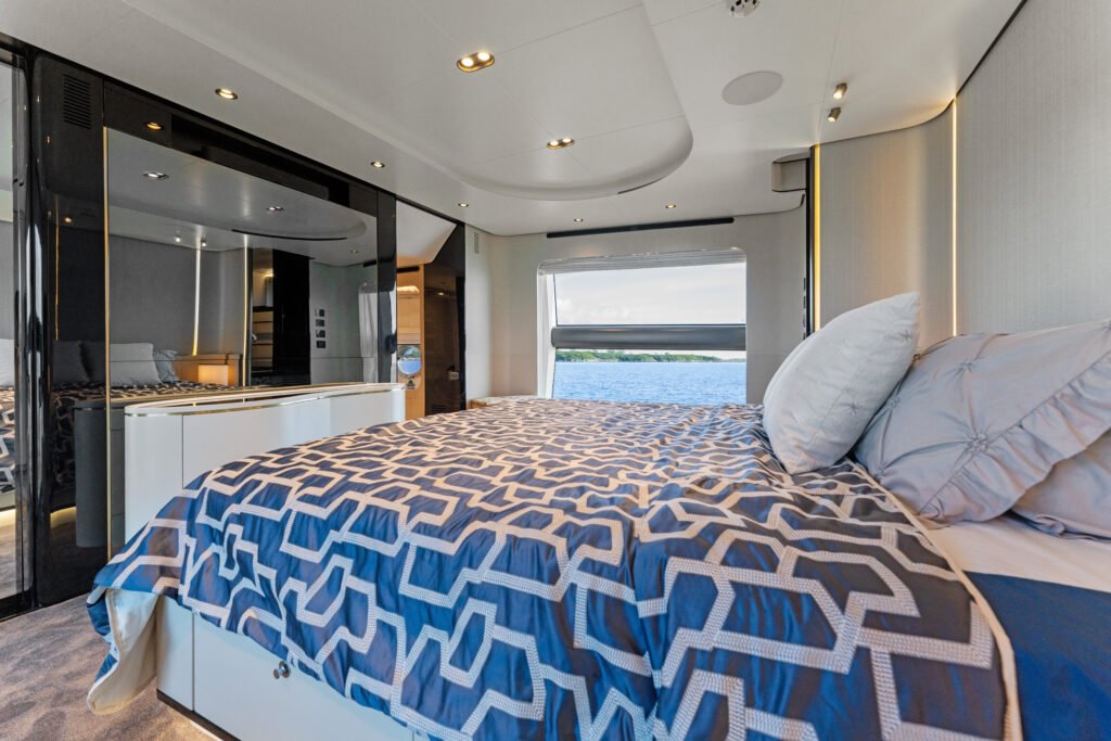 Azimut Grande 27M (88ft) – Luxury Charter with Water Toys photo 24