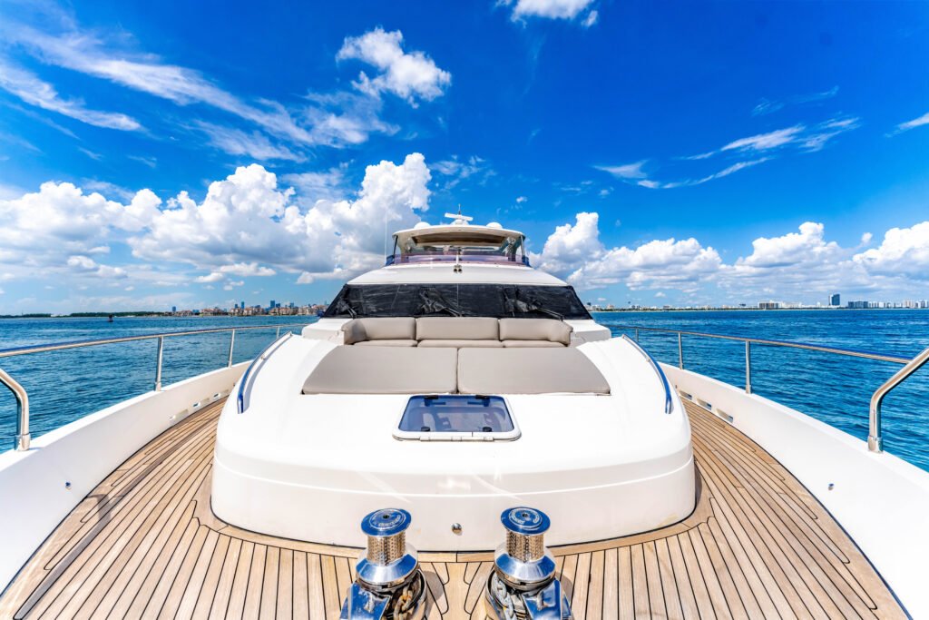 88ft Princess Jacuzzi – Luxury Yacht with Spa