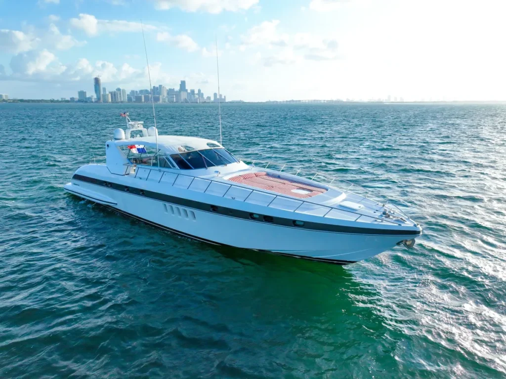 84ft Mangusta – Luxury Open Deck Yacht with Crew photo 3
