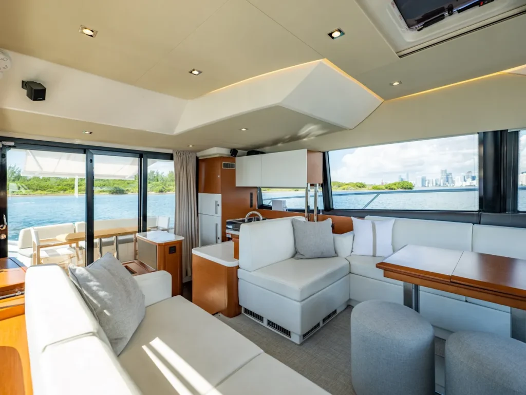 • Prestige 500 Fly – 52ft Luxury Yacht Charter in Miami photo 7