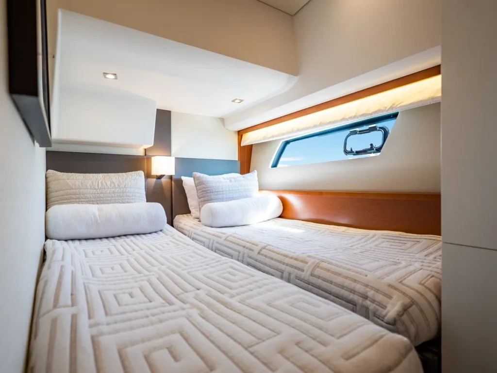• Prestige 500 Fly – 52ft Luxury Yacht Charter in Miami photo 10