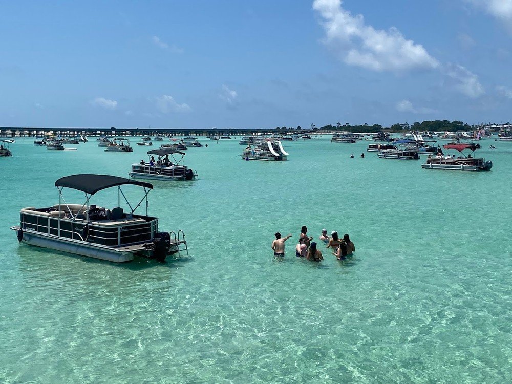 Peaks Pontoons - Crab Island