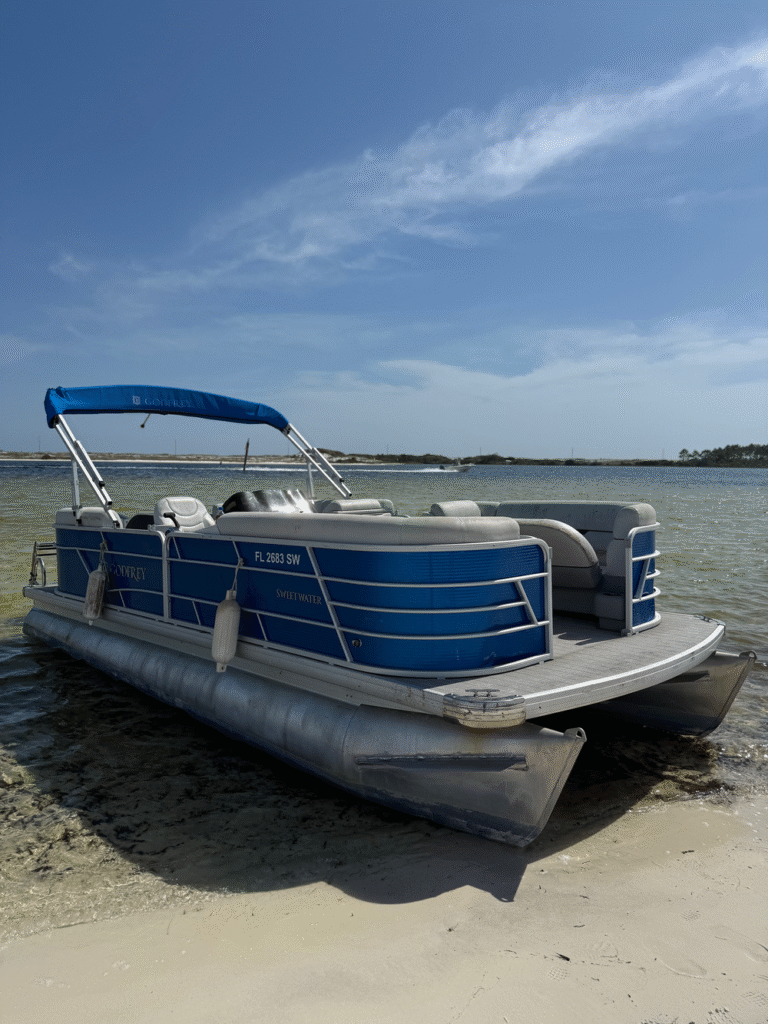 Peaks Pontoons - Crab Island