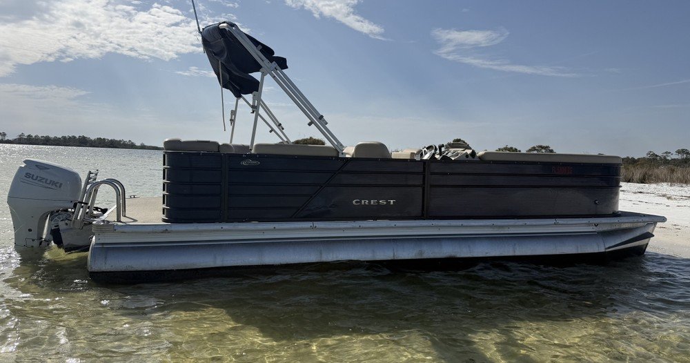 Peaks Pontoons - Crab Island