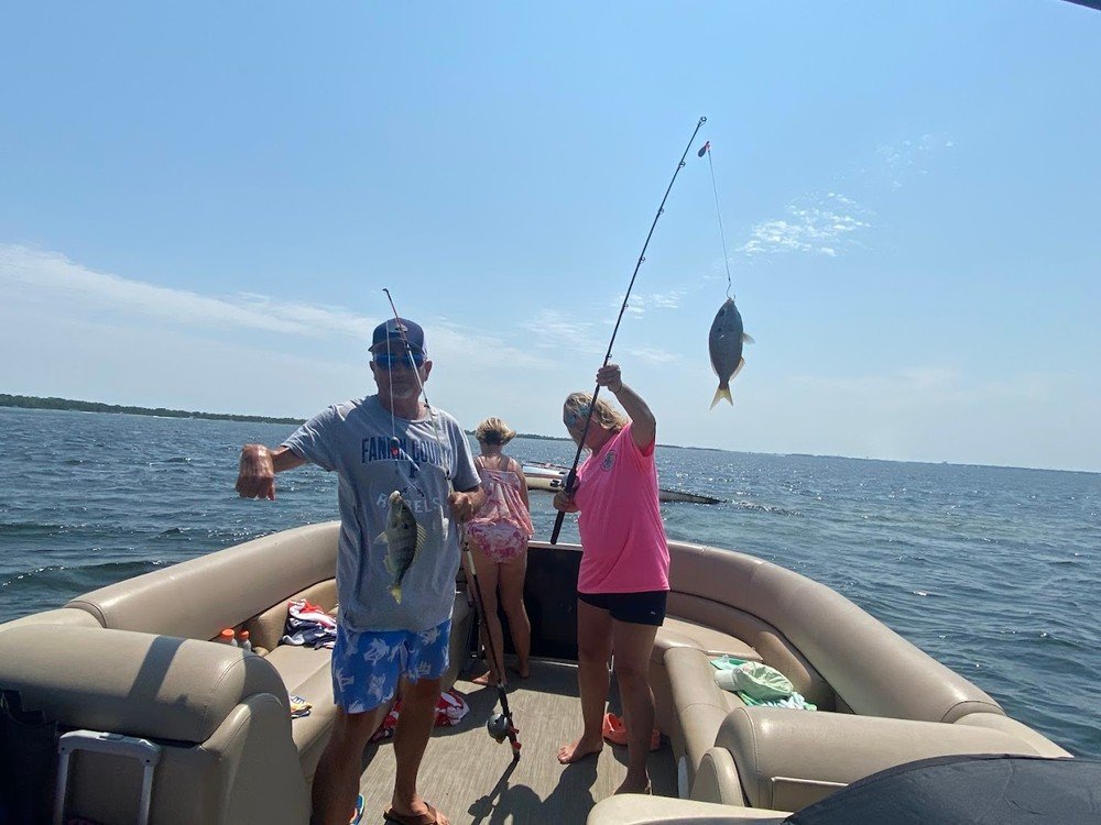 Peaks Pontoons - Crab Island