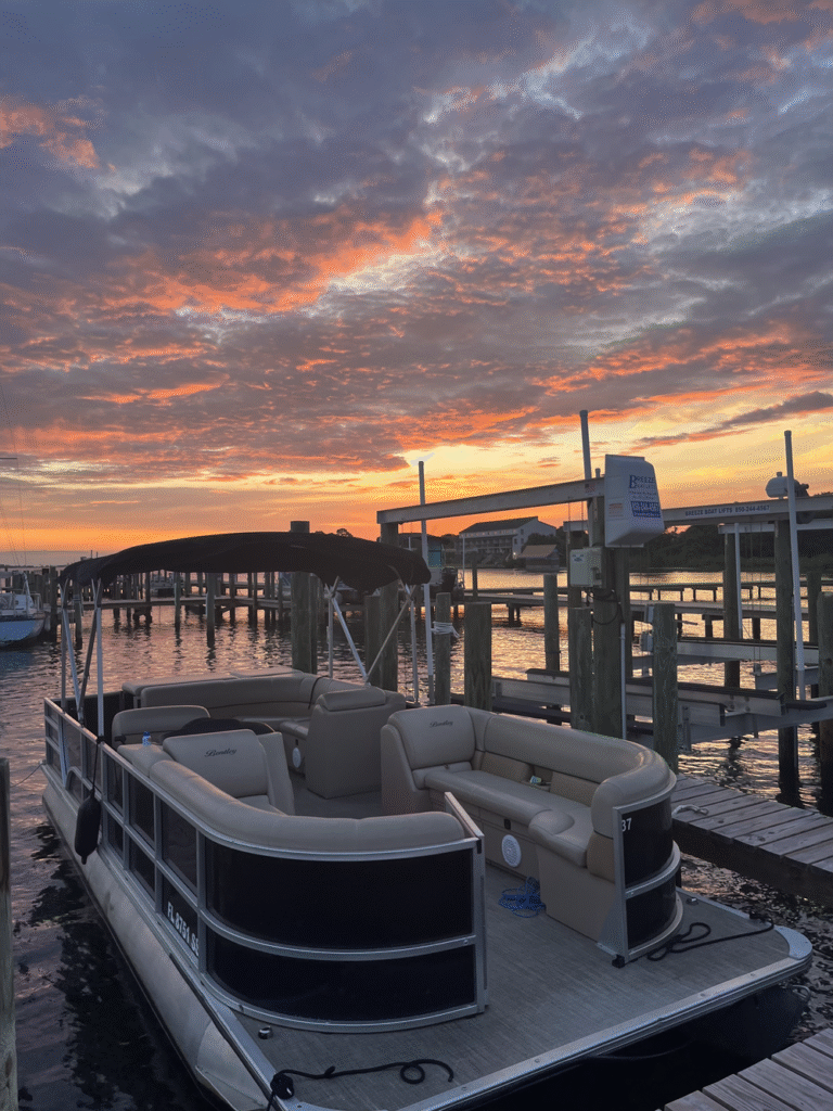 Peaks Pontoon- Crab Island