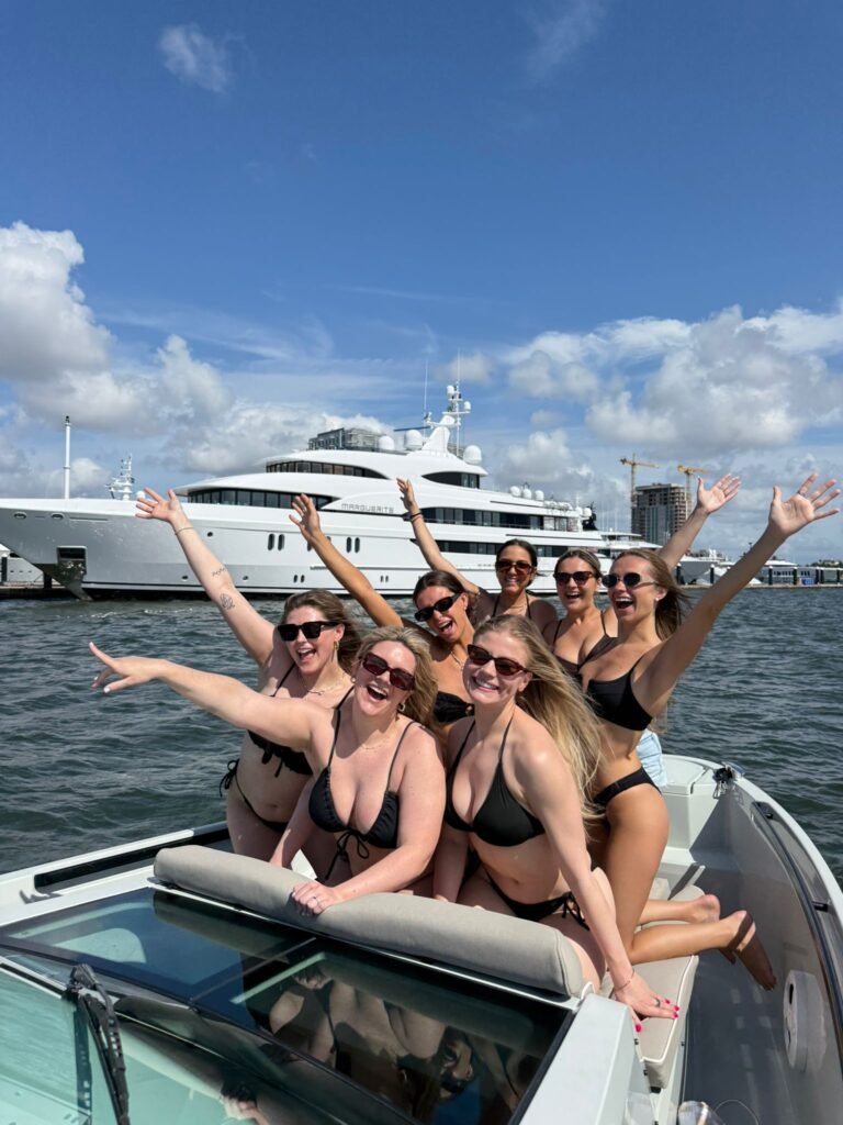 Palm Beach Luxury Yacht Cruises