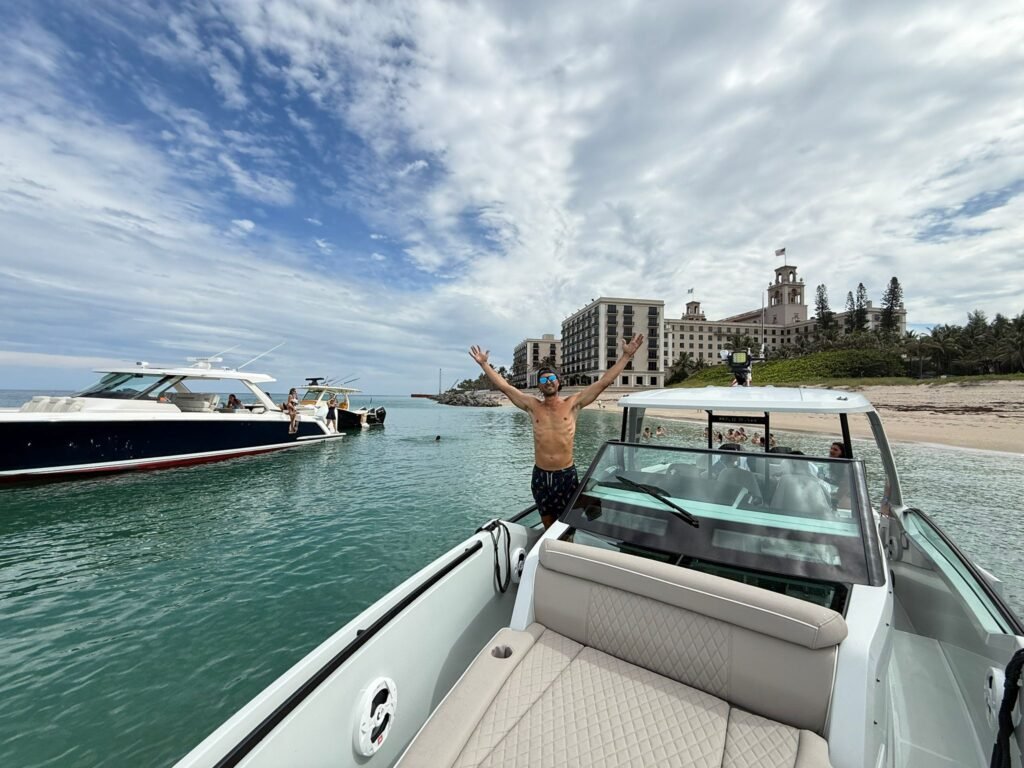 Palm Beach Luxury Yacht Cruises