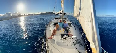 Honolulu 43′ Monohull Sailboat