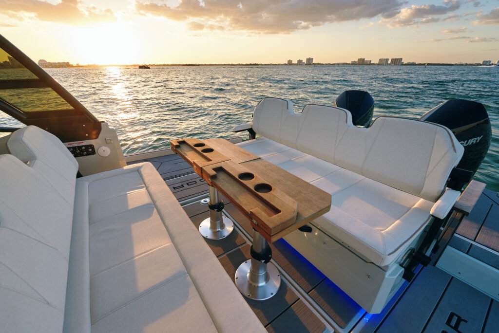 Discover Miami like Never Before | Saxdor 320 | Free Extra Hour