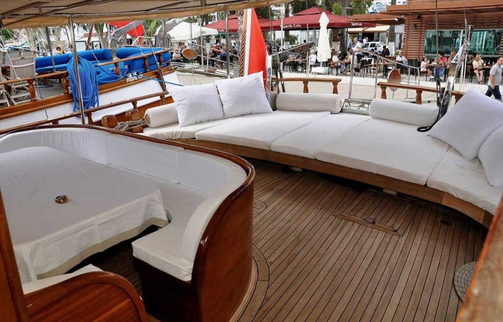 Luxury 26m Gulet – 6 Cabins, 12 Guests – Bodrum, Turkey (Last-Minute 20% Off!)