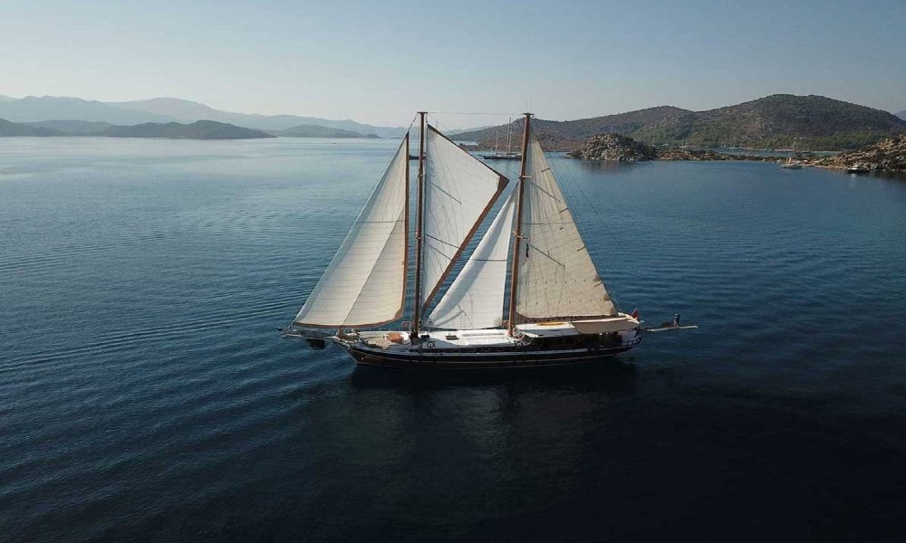 Luxury 26m Gulet 12 pax: Gulf Of Gokova weekly tour- Bodrum, Turkey