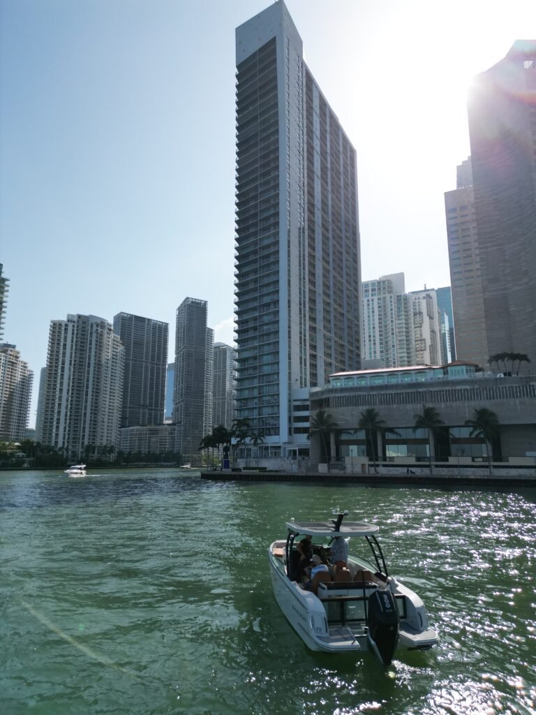 Savvy boat rental