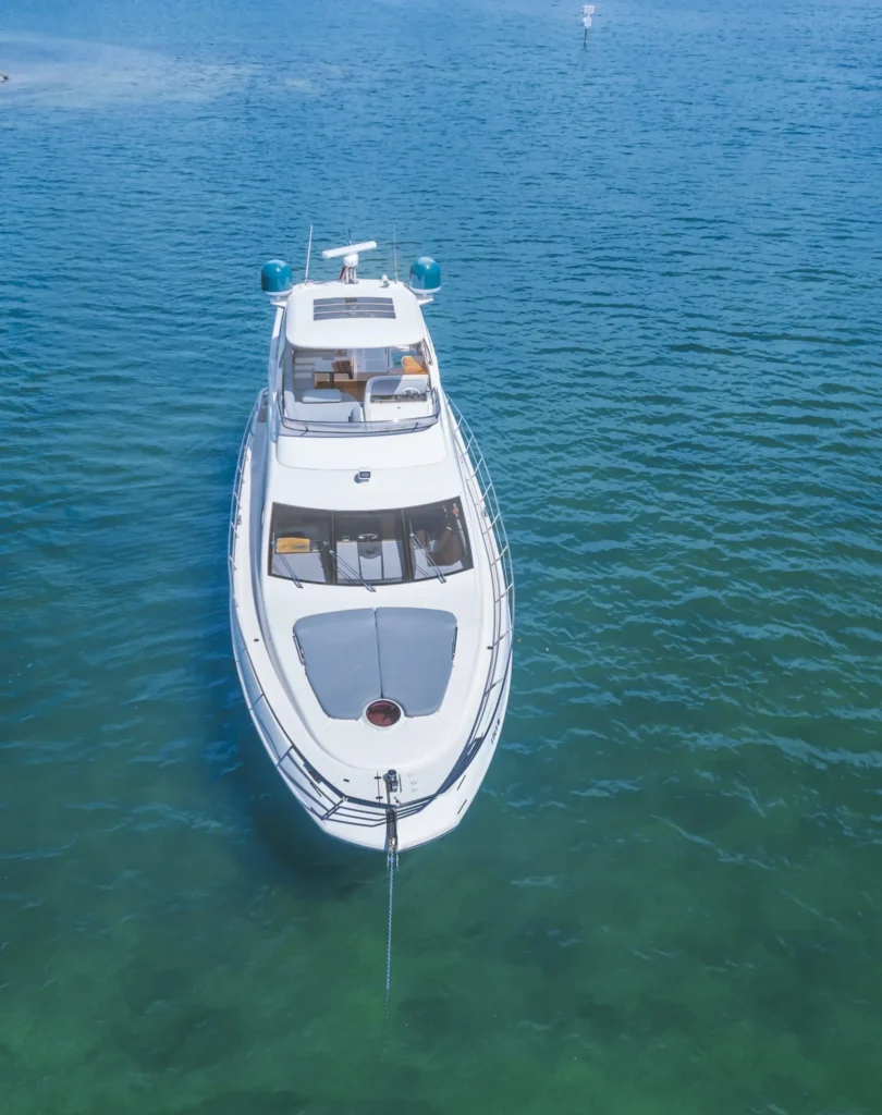 65ft Luxury Azimut available in Miami