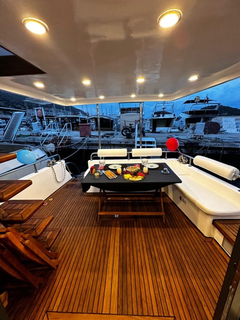ANTALYA LUXURY YATCH TOUR