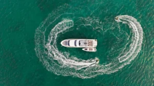 Boat rental: 97′ San Lorenzo | An Onboard Experience That Exceeds Expectations